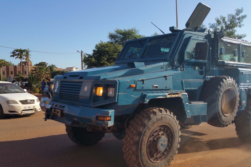 © Reuters. مسؤول في مالي: لم يعد هناك رهائن محتجزون في فندق باماكو