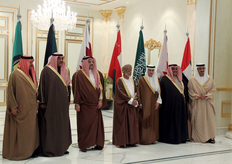 © Reuters. وزير الخارجية السعودي يقول إنه يجري بحث إجراءات إضافية ضد إيران
