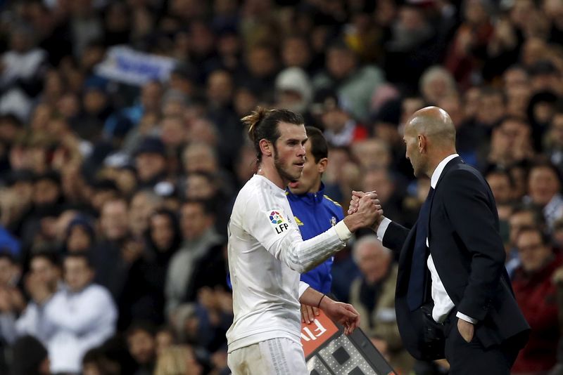 © Reuters. El Real Madrid golea en el debut de Zidane como entrenador