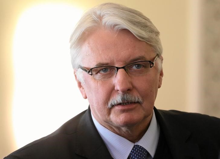© Reuters. بولندا تستدعي سفير المانيا بسبب تصريحات "معادية لها"