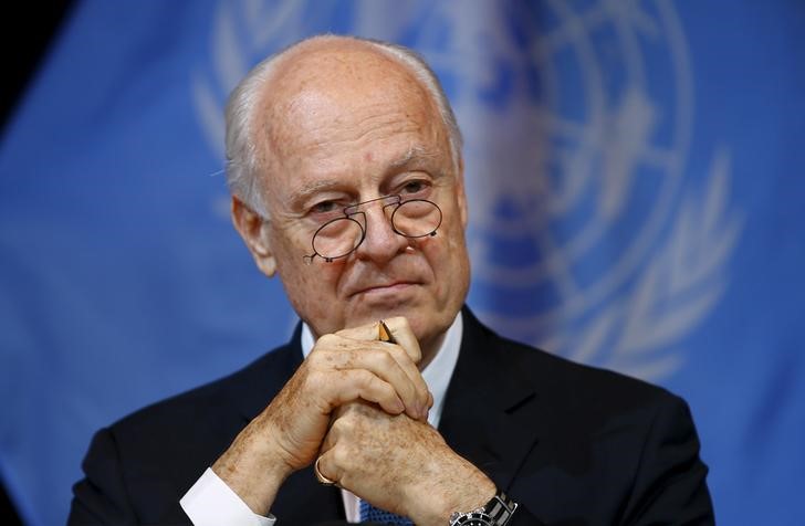 © Reuters. مبعوث الأمم المتحدة الخاص بسوريا يلتقي بسفراء القوى الكبرى الأربعاء