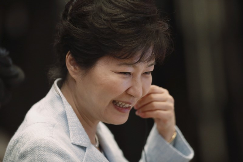 © Reuters. رئيسة كوريا الجنوبية: على الصين القيام بدور ردا على تجربة بيونجيانج النووية