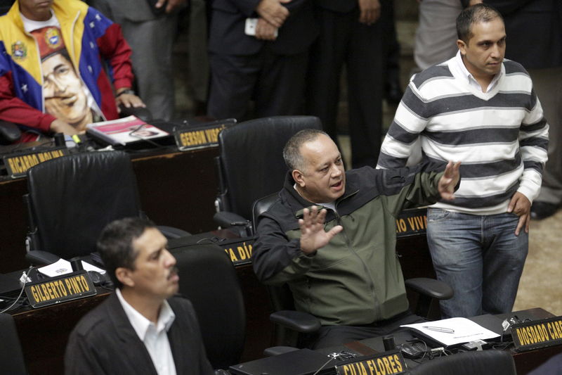 © Reuters. Cabello, deputy of PSUV, gestures during a session of the National Assembly in Caracas