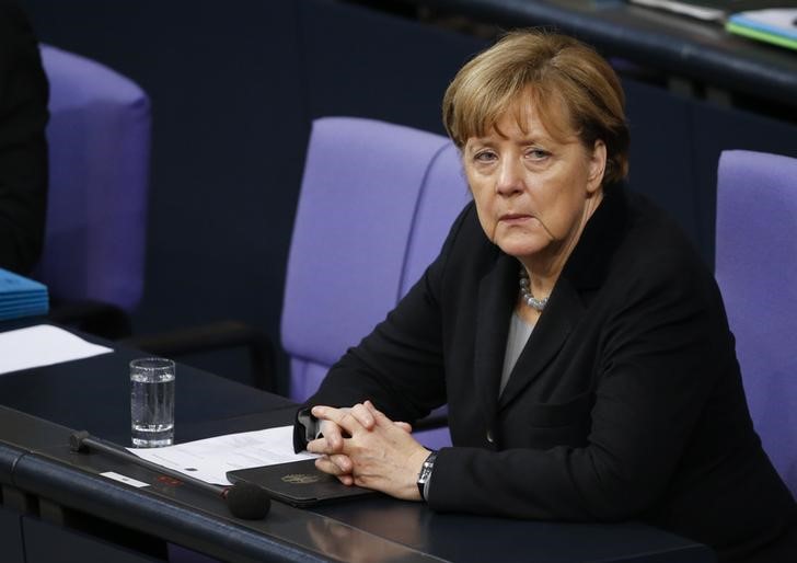 © Reuters. German Chancellor Merkel attends a session of the German lower house of parliament, the Bundestag, in Berlin