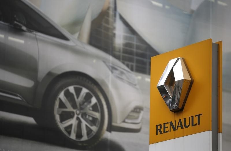 © Reuters. No hay software fraudulento en coches de Renault, dice ministra francesa