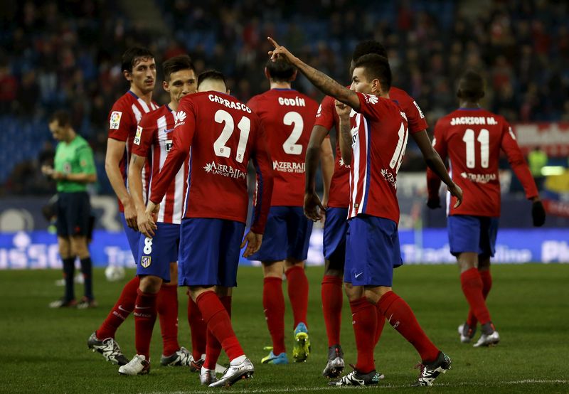 © Reuters. تأهل اتليتيكو وبلنسية لدور الثمانية في كأس ملك اسبانيا