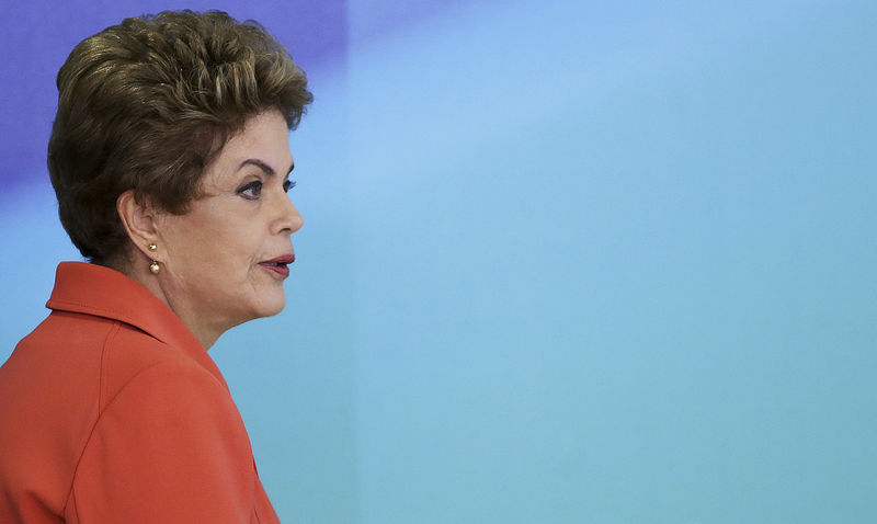 © Reuters. Presidente Dilma Rousseff chega para café da manhã com jornalistas em Brasília