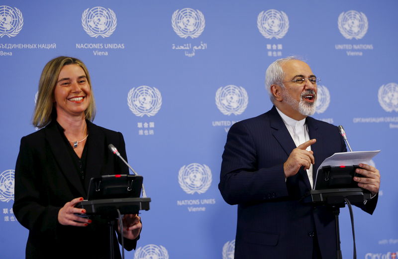 © Reuters. مسؤولة بالاتحاد الأوروبي تعلن بدء تنفيذ الاتفاق النووي مع إيران