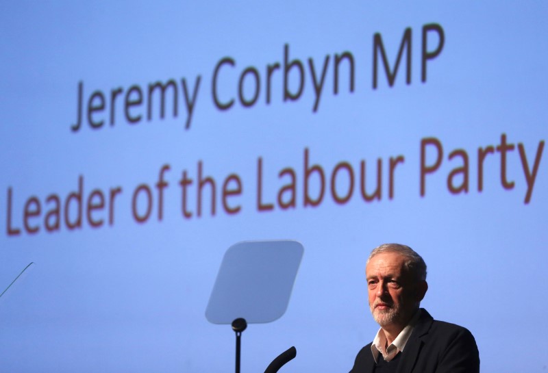 © Reuters. Labour Party leader Jeremy Corbyn delivers the keynote speech at the Fabian Society new year conference in London, Britain 