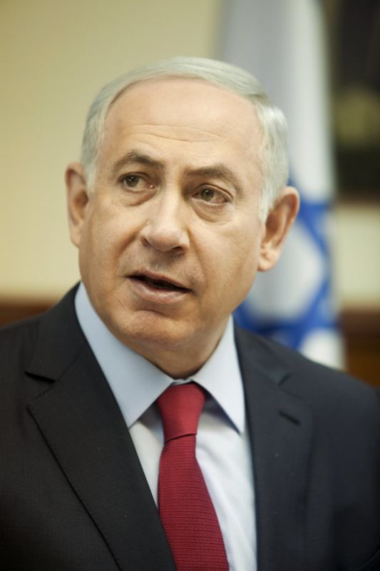 © Reuters. إسرائيل تلعق جراحها بعد رفع العقوبات عن إيران وتتطلع لمساعدات أمريكية