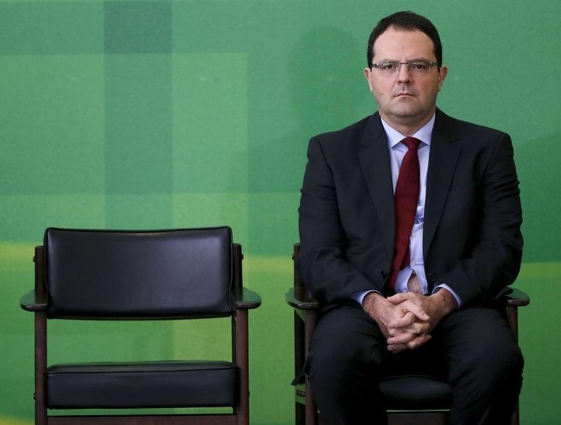 © Reuters. Ministro da Fazenda do Brasil, Nelson Barbosa, em sua cerimônia de posse no Palácio do Planalto, em Brasília