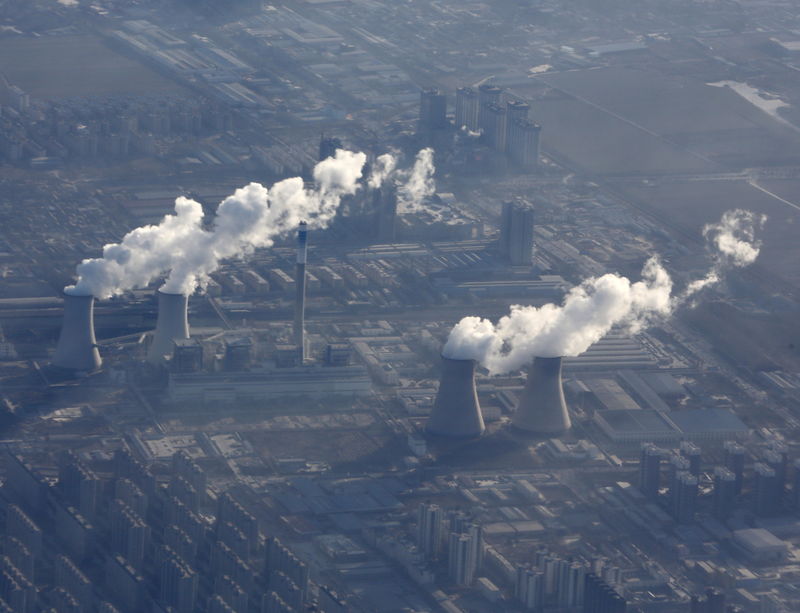© Reuters. جرينبيس: تراجع التلوث في الصين رغم مشاكل فصل الشتاء