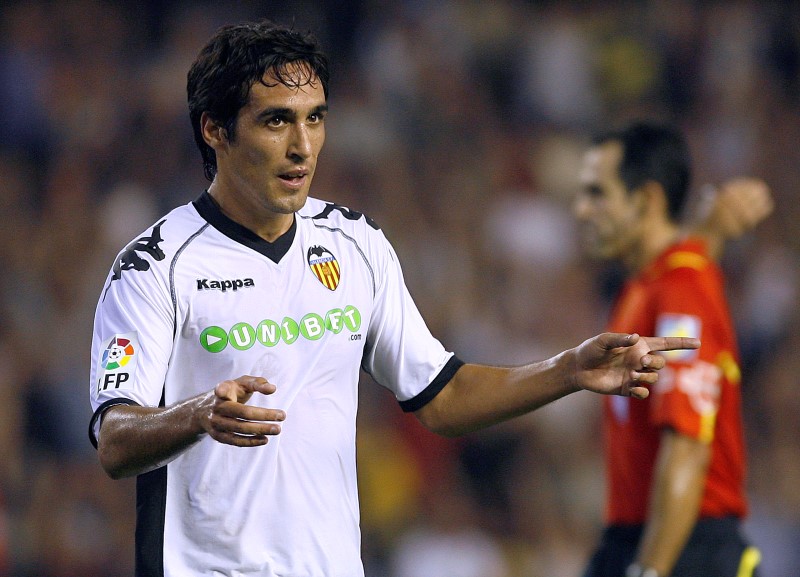 © Reuters. Valencia recluta a Vicente para revertir una complicada situación en Liga