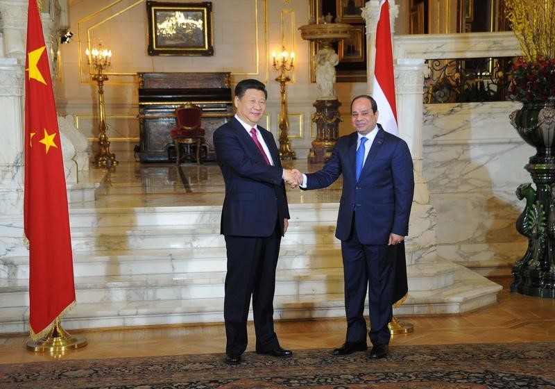 © Reuters. مصر والصين تعتزمان إقامة مشروعات بقيمة تصل إلى 15 مليار دولار