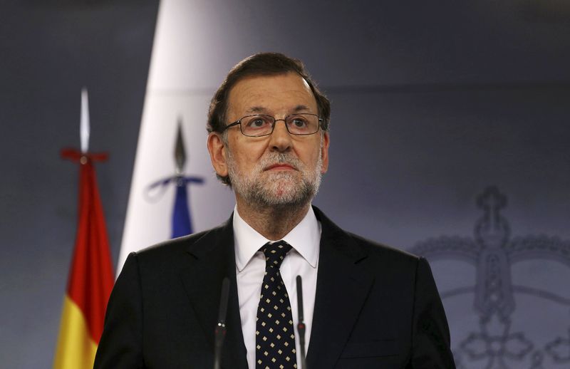 © Reuters. Rajoy declina la oferta del rey de someterse a la investidura