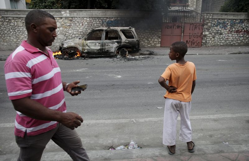 © Reuters. Haití pospone segunda vuelta presidencial a apenas dos días de la votación