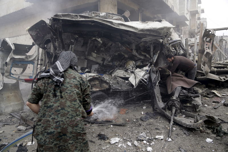 © Reuters. جماعات المعارضة السورية تحمل الأسد وروسيا مسؤولية أي فشل للمحادثات