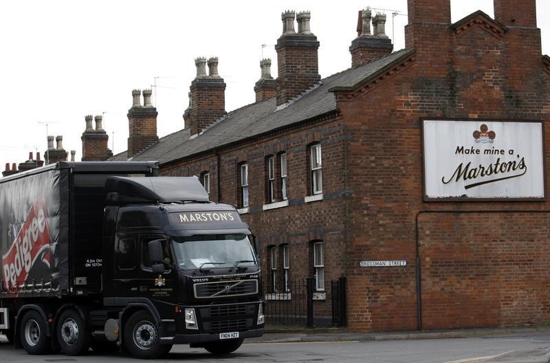 © Reuters. A lorry enters the Marston's Brewery in Burton upon Trent in this file photo