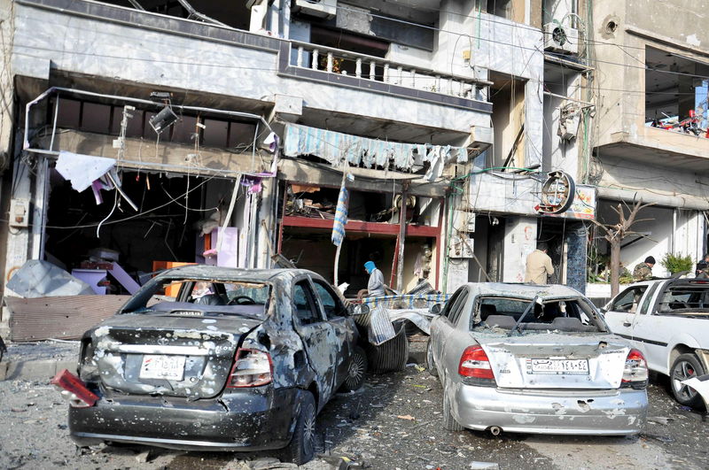 © Reuters. Doble atentado deja al menos 22 muertos en Homs - TV estatal siria