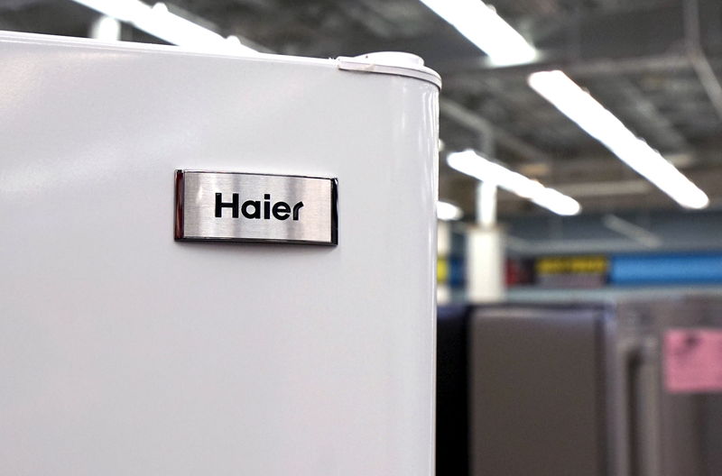 © Reuters. A Haier refrigerator is seen on sale at an appliance store in Westminster