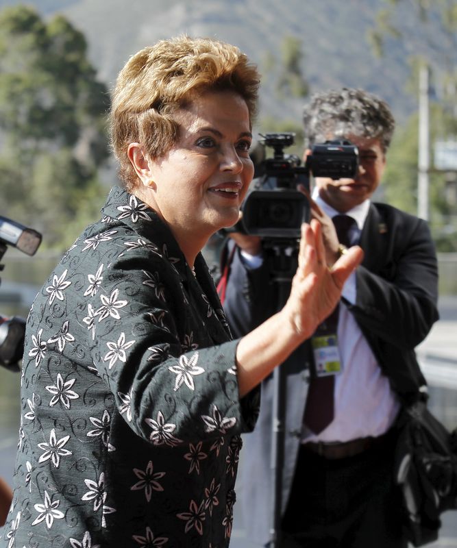 © Reuters. Rousseff piensa inyectar 15.000 millones de dólares en la economía brasileña