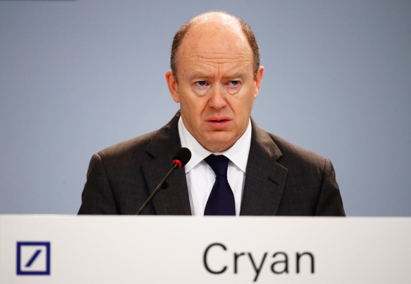 © Reuters. Deutsche Bank Chief Executive Cryan addresses a news conference in Frankfurt