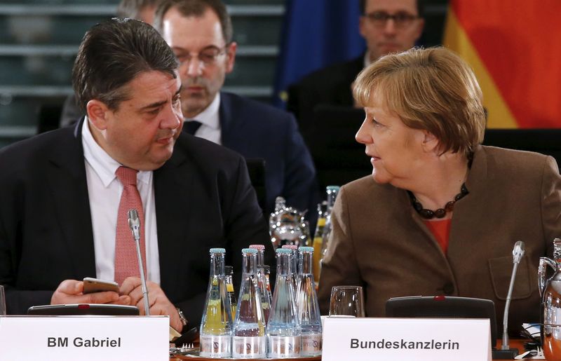 © Reuters. الحكومة الألمانية تتفق على تشديد قواعد اللجوء