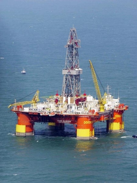 © Reuters. حصري-ارتفاع صادرات النفط الإيرانية 20% لأعلى مستوى في عامين