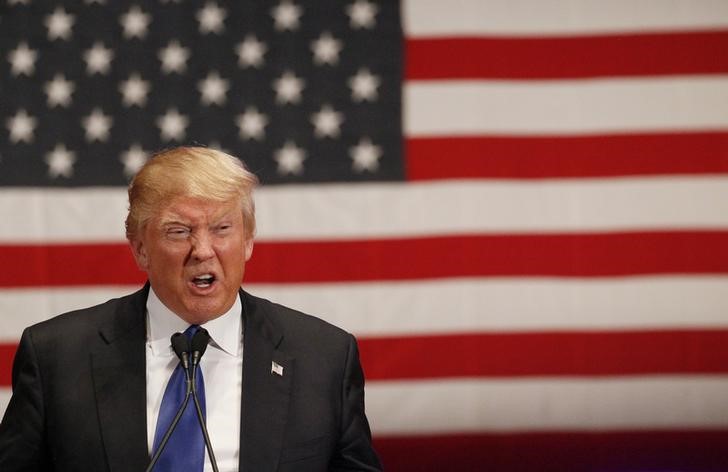 © Reuters. Trump eclipsa el debate republicano al abstenerse de participar