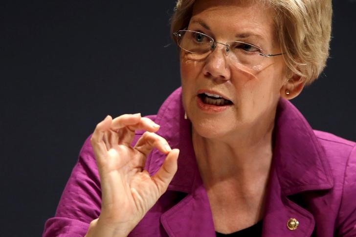 © Reuters. Warren takes part in the Washington Ideas Forum in Washington