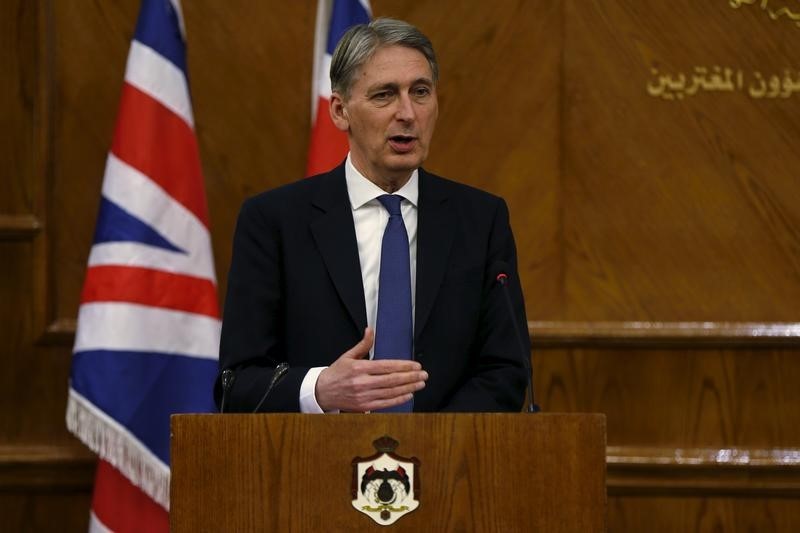 © Reuters. بريطانيا تستبعد إرسال قوات قتالية إلى ليبيا