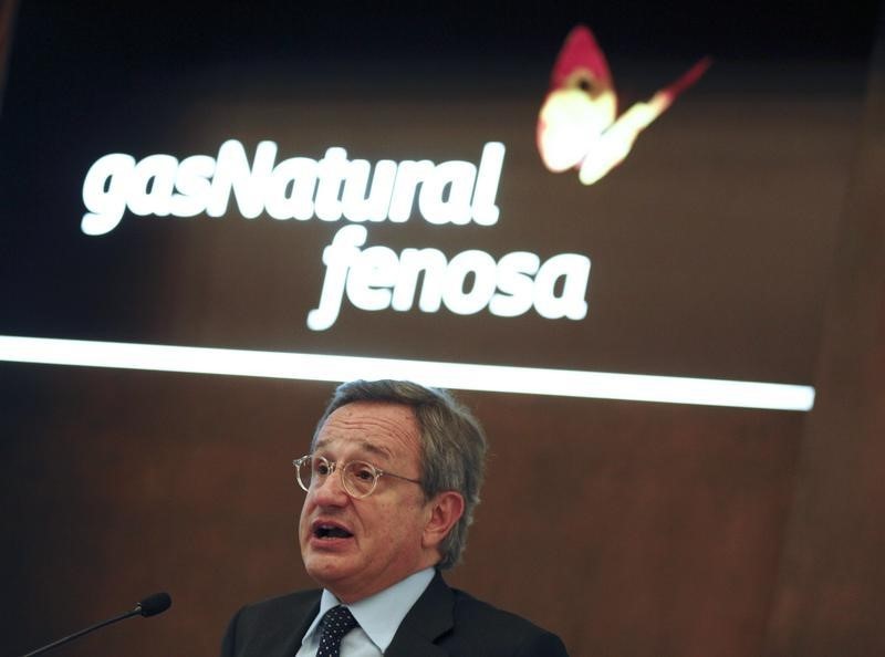 © Reuters. Gas Natural cumple sus objetivos en 2015 tras la compra de la chilena CGE 
