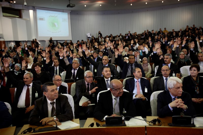 © Reuters. البرلمان الجزائري يوافق على تعديلات دستورية تعزز السلطة التشريعية
