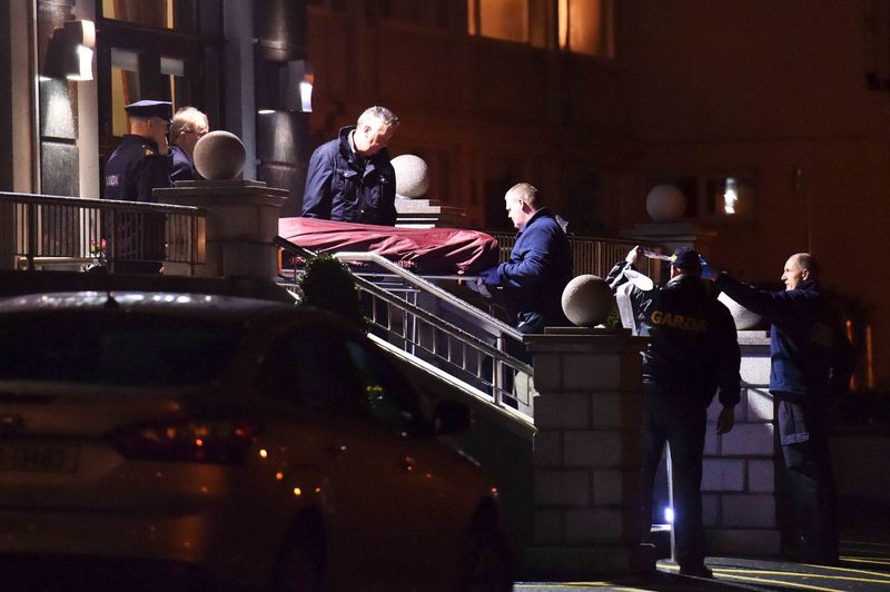 © Reuters. File photograph shows police as they remove a body from the scene of a shooting at the Regency Hotel in Dublin, Ireland