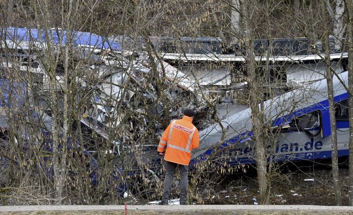 © Reuters. Local de acidente entre dois trens perto de Bad Aibling, na Alemanha