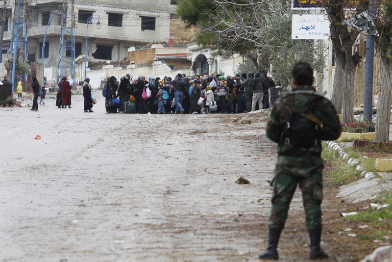 © Reuters. التجويع.. أسلوب العصور الوسطى الفعال في تشكيل الحرب الأهلية السورية