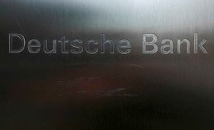 © Reuters. El coste para asegurar la deuda de Deutsche Bank sube a máximos