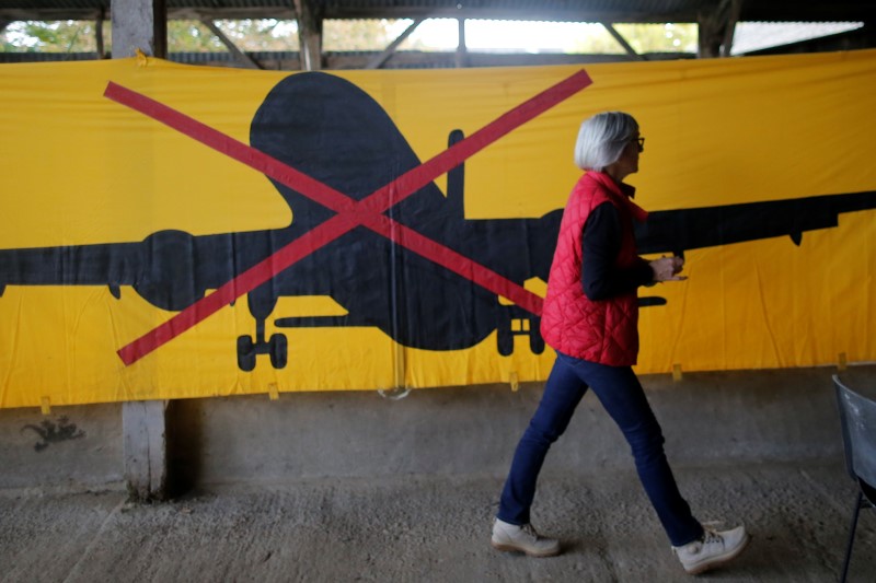 © Reuters. LE PROJET DE CONSULTATION SUR NOTRE-DAME-DES-LANDES, UN AUTRE GUÊPIER ?