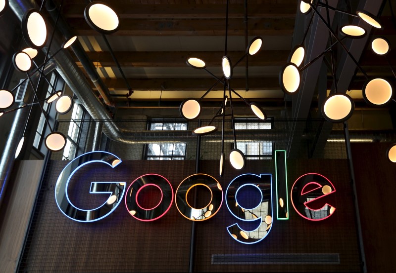 © Reuters. The neon Google sign in the foyer of Google's new Canadian engineering headquarters in Kitchener-Waterloo
