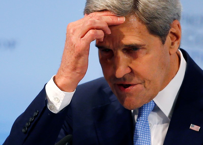 © Reuters. Kerry dice que los objetivos rusos en Siria deben cambiar 
