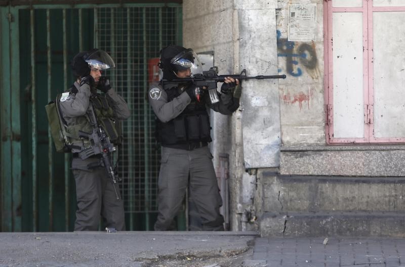 © Reuters. Israel dice que sus fuerzas matan a cinco atacantes palestinos