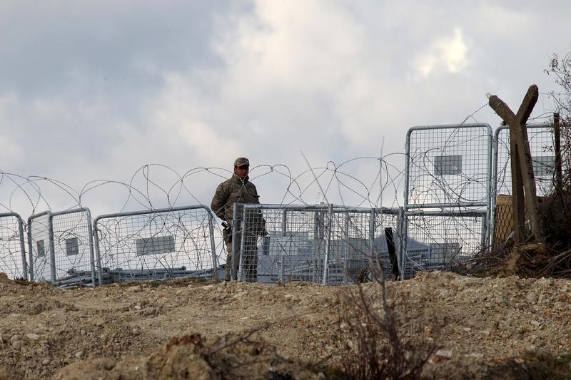 © Reuters. Turquía niega que sus soldados entraran en Siria
