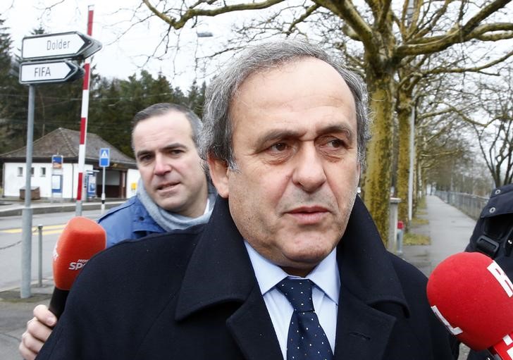 © Reuters. Michel Platini chega para audiência na Fifa em Zurique