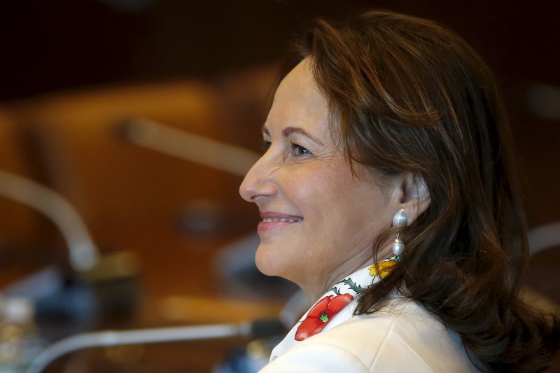 © Reuters. SÉGOLÈNE ROYAL VA PRÉSIDER LA COP21