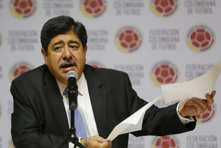 © Reuters. Ex-presidente da federação colombiana de futebol Luis Bedoya, em Bogotá