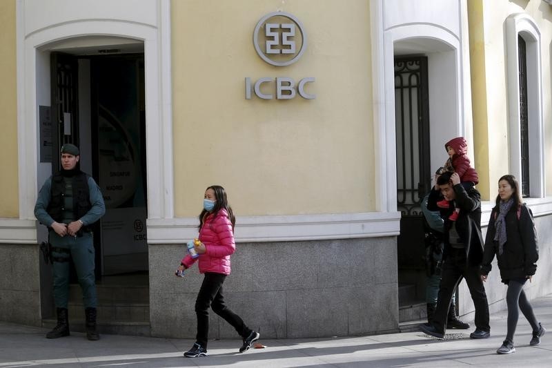 © Reuters. Un alto cargo de ICBC llega a España tras la operación por supuesto blanqueo
