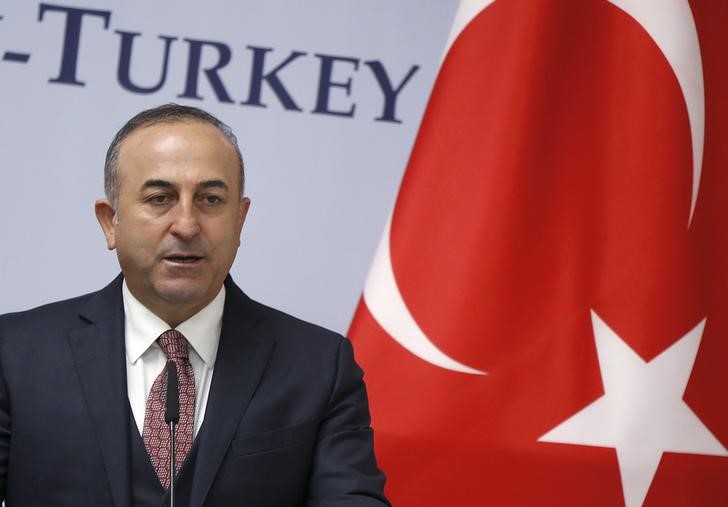 © Reuters. Chanceler turco, Mevlut Cavusoglu