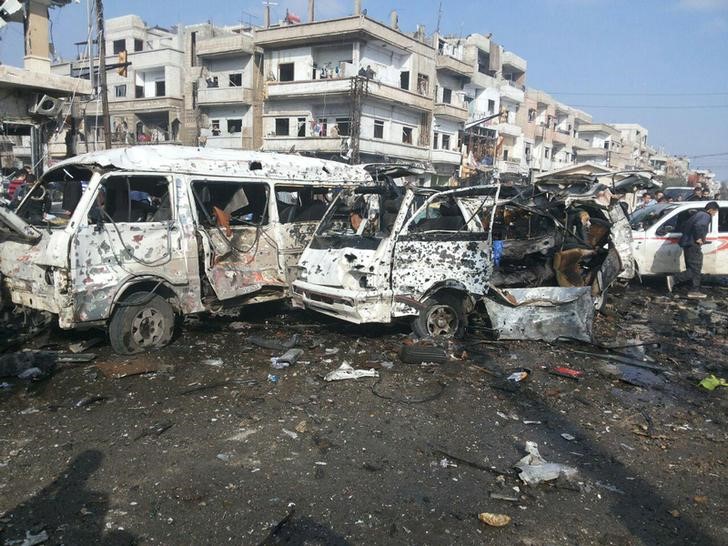 © Reuters. Al menos 46 muertos en doble ataque en ciudad siria de Homs - Observatorio