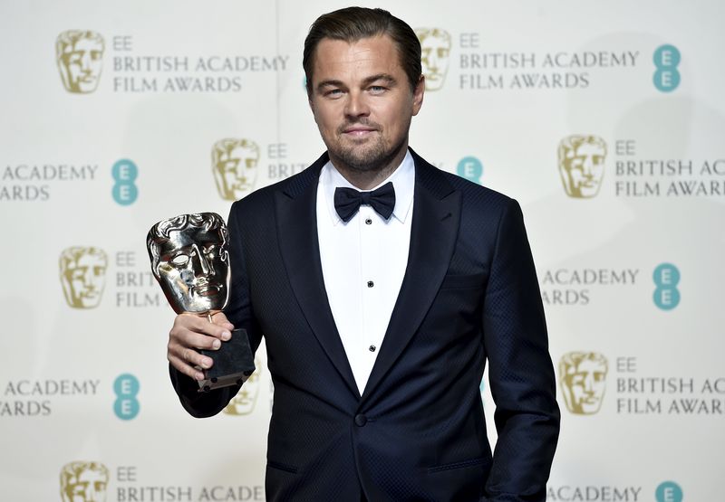 © Reuters. De rompecorazones a peso pesado de Hollywood: DiCaprio, favorito para el Oscar