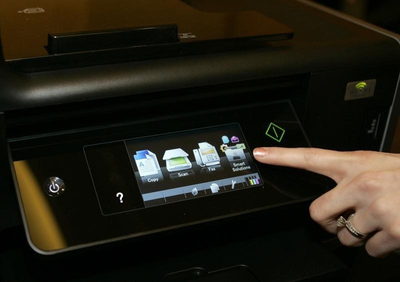 © Reuters. A touch screen menu is displayed on a Lexmark Platinum Pro905 printer during "CES Unveiled" in Las Vegas